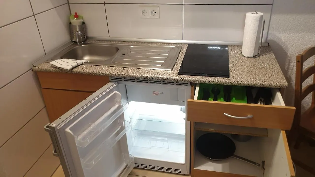 Workers-Sleep-Station Apartment Cologne