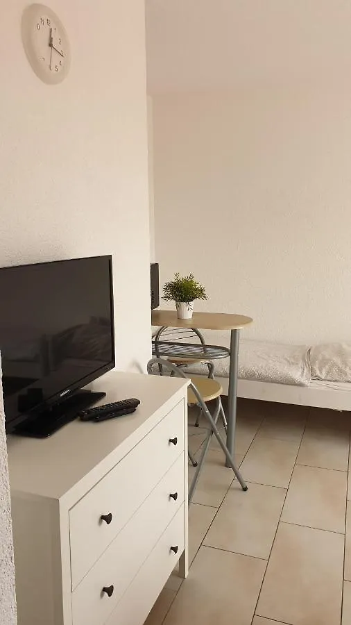 Workers-Sleep-Station Apartment Cologne