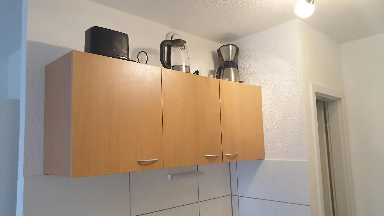 Workers-Sleep-Station Apartment Cologne 0*,